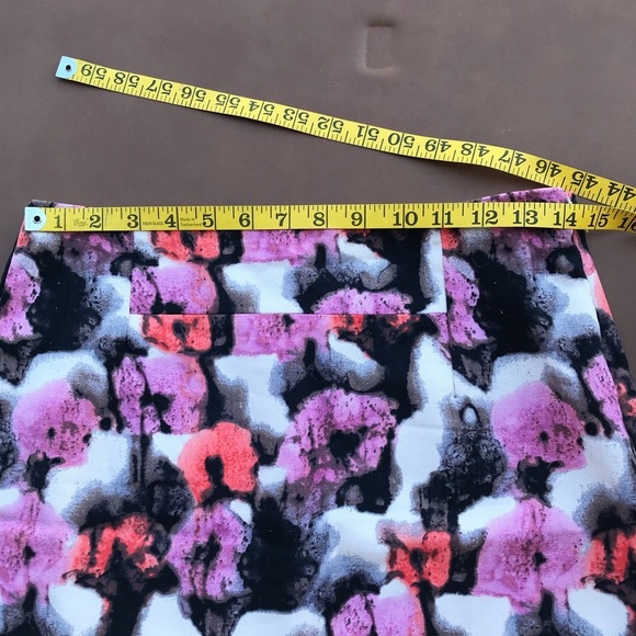 J Crew Floral Mini Skirt Size 4 - Picture 7 of 10
